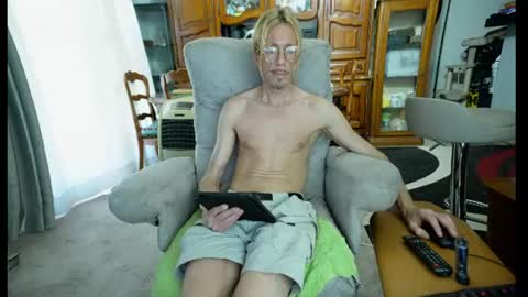 Snapshot of 00jeff31 chatting on June 22, 2026, 1:08 pm jeff online show from June 22, 2026, 1:08 pm