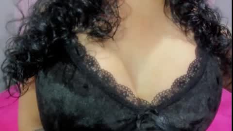 Valeria online show from February 8, 2025, 1:01 pm