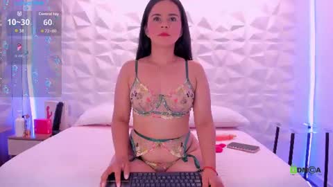 Nahomi  online show from July 12, 2026, 12:40 pm