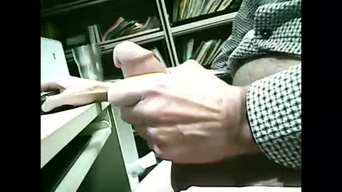 Snapshot of 01quebecboy69 chatting on December 3, 2024, 9:01 pm 01quebecboy69 online show from December 3, 2024, 9:01 pm