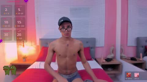 Snapshot of 02andres_ chatting on June 28, 2026, 8:04 pm ANDRES online show from June 28, 2026, 8:04 pm