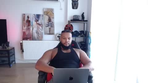 Kingsley online show from May 5, 2026, 1:08 pm