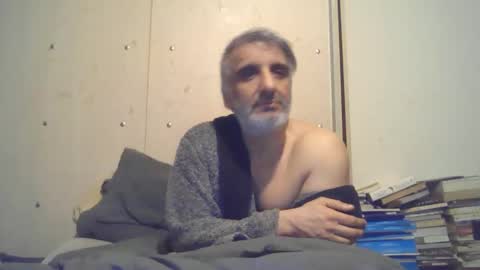 Snapshot of 0luvmonkey chatting on April 6, 2026, 1:25 am 0luvmonkey online show from April 6, 2026, 1:25 am