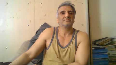 Snapshot of 0luvmonkey chatting on April 25, 2026, 3:42 pm 0luvmonkey online show from April 25, 2026, 3:42 pm
