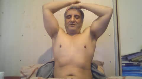 Snapshot of 0luvmonkey chatting on May 6, 2026, 5:46 am 0luvmonkey online show from May 6, 2026, 5:46 am