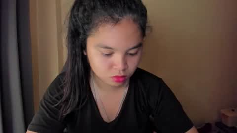 0wwlo0k online show from March 12, 2026, 5:24 am