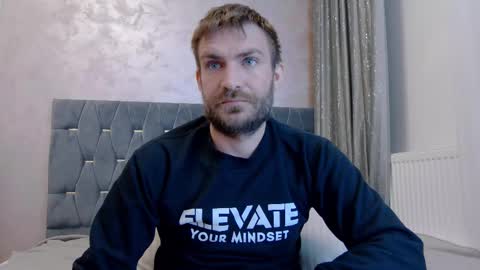 Snapshot of 10in_deluxe chatting on March 8, 2026, 8:40 am 10in_deluxe online show from March 8, 2026, 8:40 am