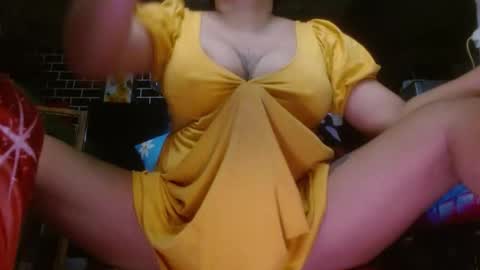 Snapshot of 11inchmonstercock4u chatting on October 9, 2025, 5:38 am i am trixie im Your Selfsucking Mistress online show from October 9, 2025, 5:38 am