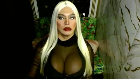 Snapshot of 11inchsinglecious chatting on March 8, 2026, 6:50 am HUGECOCK online show from March 8, 2026, 6:50 am