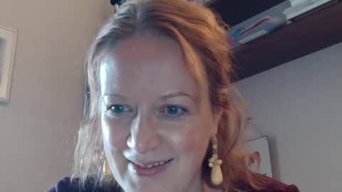 12ennie online show from October 1, 2025, 7:36 am