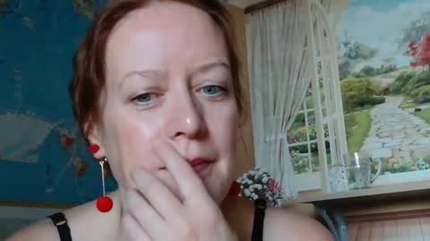 12ennie online show from October 18, 2025, 6:16 am