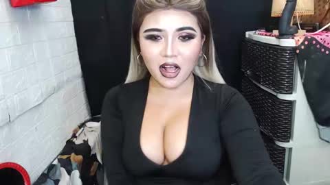 Snapshot of 12inchsexyanacodats chatting on November 7, 2025, 2:00 am sexy kia online show from November 7, 2025, 2:00 am