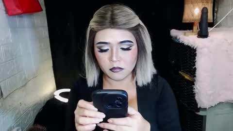 sexy kia online show from February 26, 2026, 1:04 am