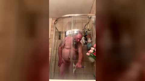 12sil online show from February 10, 2026, 1:59 pm