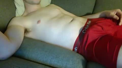 18chillin online show from November 30, 2025, 3:54 am