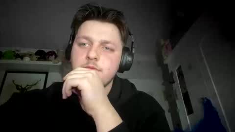 18devil7 online show from February 13, 2026, 3:24 am