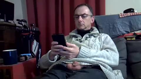 Snapshot of 18remy45 chatting on March 29, 2026, 2:28 pm 18remy45 online show from March 29, 2026, 2:28 pm