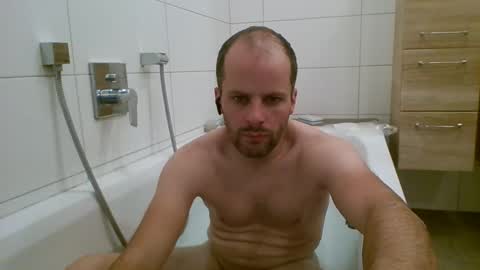 berni online show from November 8, 2025, 5:45 pm