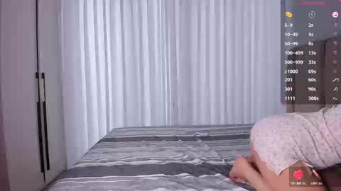 Snapshot of 1_love_8 chatting on September 17, 2025, 11:39 pm Rose Nude only In Prvt online show from September 17, 2025, 11:39 pm