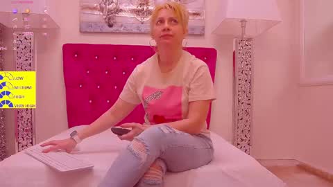 AMANDA online show from May 11, 2026, 4:18 am