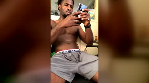 1amwerave online show from June 18, 2026, 10:47 pm