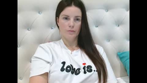 Snapshot of 1baby_sweet chatting on April 7, 2026, 12:05 pm 1baby_sweet online show from April 7, 2026, 12:05 pm