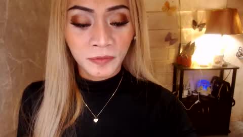 angel online show from December 1, 2025, 1:10 am