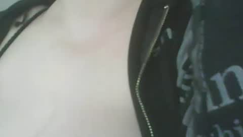 Deluxepussy online show from February 1, 2026, 8:24 am