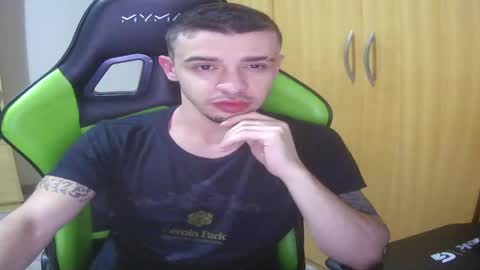 1good_vibes1 online show from April 25, 2026, 8:39 am