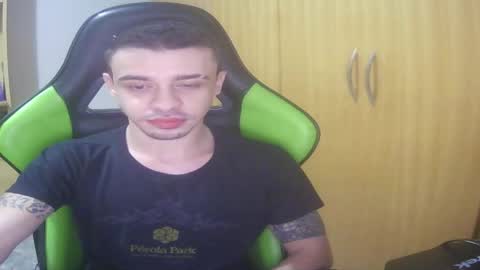 1good_vibes1 online show from May 6, 2026, 7:13 am