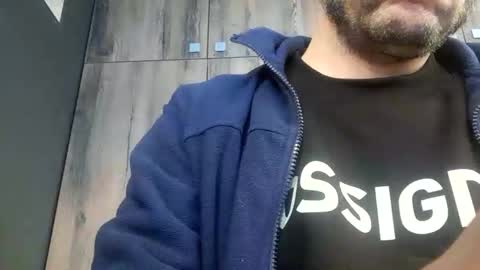 Snapshot of 1guido chatting on December 16, 2024, 12:38 pm Guido online show from December 16, 2024, 12:38 pm