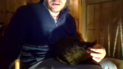 Snapshot of 1guido chatting on October 5, 2025, 5:11 pm Guido online show from October 5, 2025, 5:11 pm