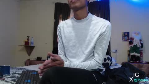 1hannafordxxx online show from December 15, 2024, 6:04 pm