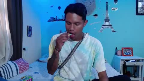 1hannafordxxx online show from January 12, 2025, 10:43 pm