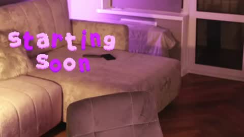 Lily 3 online show from June 26, 2026, 8:24 pm