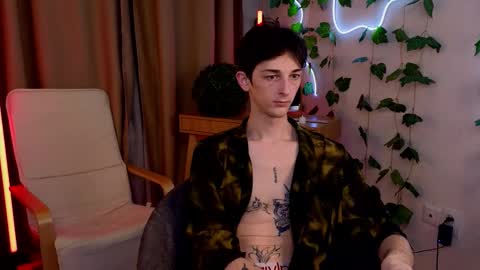 Max online show from March 17, 2026, 10:46 pm