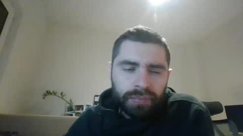 Snapshot of 1kamilkamil11 chatting on December 17, 2024, 3:28 pm kam online show from December 17, 2024, 3:28 pm