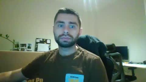 Snapshot of 1kamilkamil11 chatting on December 24, 2024, 11:00 pm kam online show from December 24, 2024, 11:00 pm