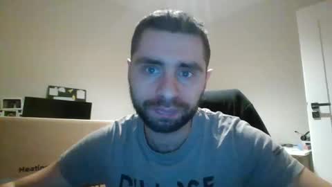 Snapshot of 1kamilkamil11 chatting on January 25, 2025, 6:46 pm kam online show from January 25, 2025, 6:46 pm