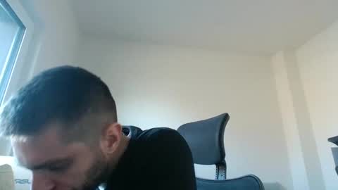 Snapshot of 1kamilkamil11 chatting on February 11, 2025, 12:37 pm kam online show from February 11, 2025, 12:37 pm