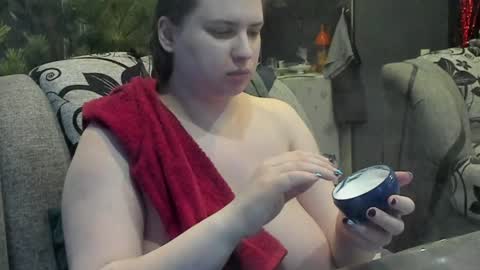 Snapshot of 1lindsey1 chatting on December 19, 2024, 9:40 am 1LINDSEY1 online show from December 19, 2024, 9:40 am