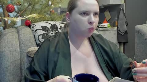 Snapshot of 1lindsey1 chatting on January 22, 2025, 4:02 am 1LINDSEY1 online show from January 22, 2025, 4:02 am