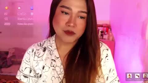 1lovelymess online show from May 18, 2026, 2:12 pm