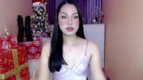 1miracle_tranny online show from December 18, 2025, 3:23 am
