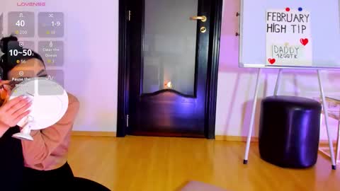 Moona  online show from February 28, 2026, 10:27 am