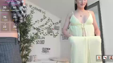 Moona  online show from June 13, 2026, 6:50 pm