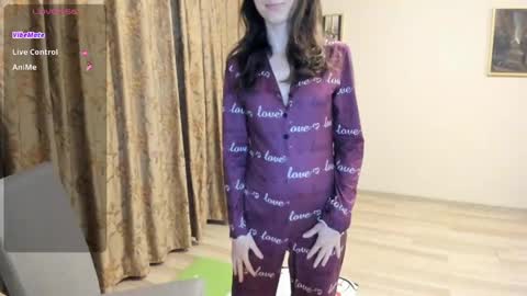 molly online show from May 18, 2026, 6:47 pm