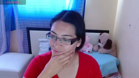 paola online show from December 9, 2024, 6:35 pm