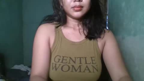 Snapshot of 1smile4u chatting on November 2, 2025, 5:43 am 1smile4u online show from November 2, 2025, 5:43 am