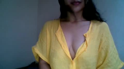 1smile4u online show from June 19, 2026, 8:18 am